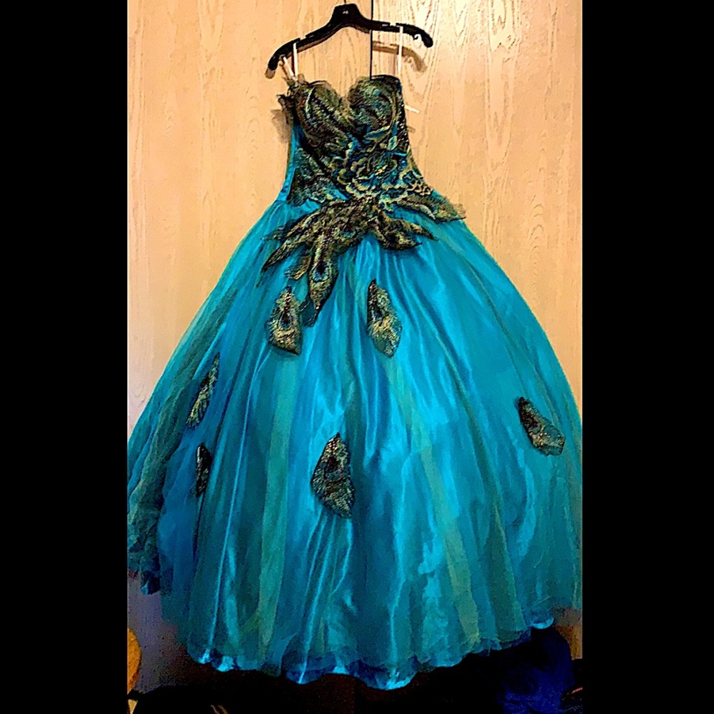 Sherri Hill. Ballgown. Size 10